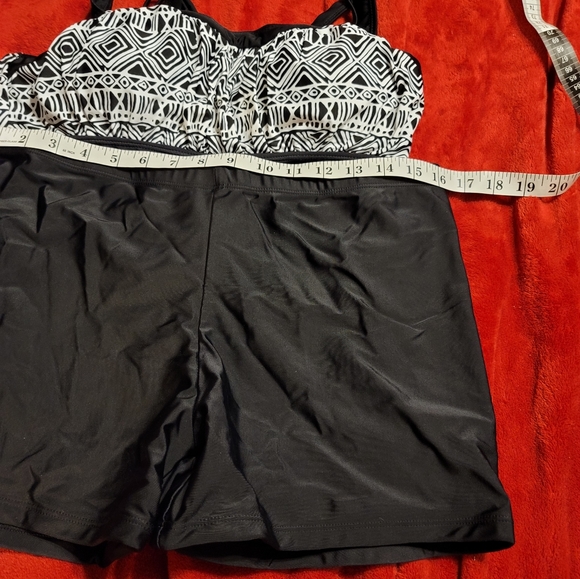 STRAPPY Back Built In Bra Boy Short Tankini swim Bathing Suit Size XL - Picture 8 of 8